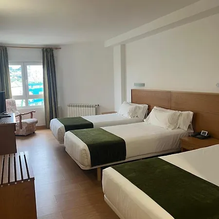 Hotel Crisol De Rias 2*