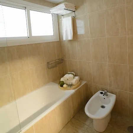 Hotel Crisol De Rias 2*