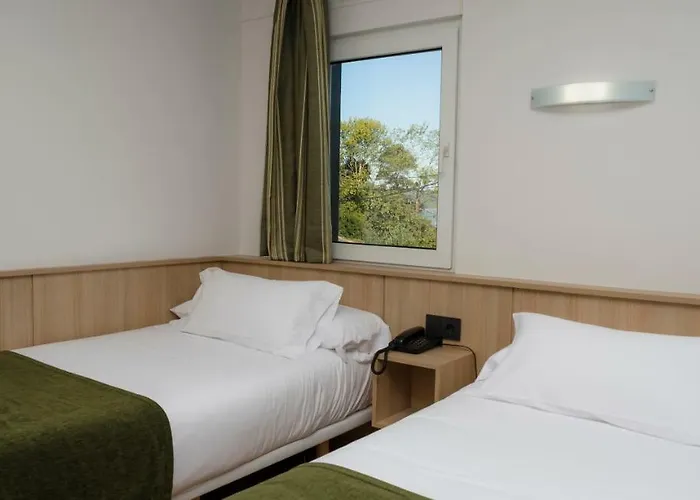 Hotel Crisol De Rias 2*